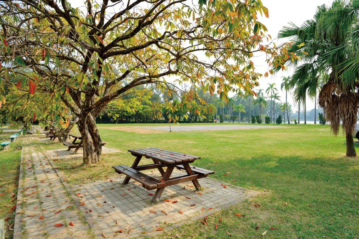 Chengching Lakefront Resort Kaohsziung Kültér fotó